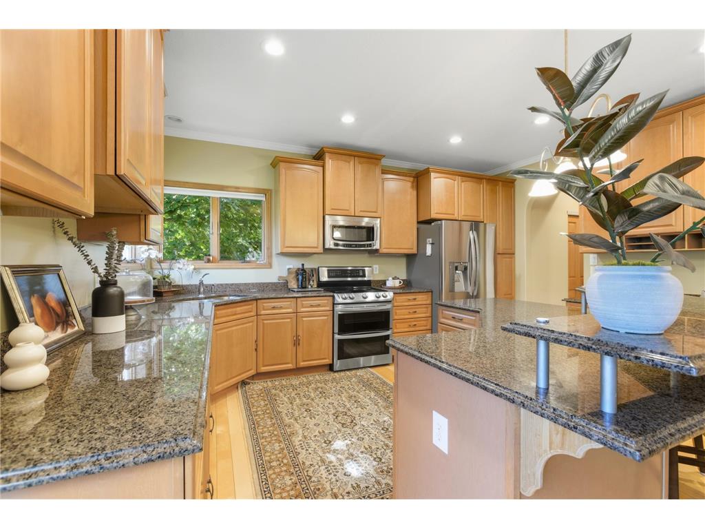 301 Plymouth Road Minnetonka MN 55305 7009503 image16