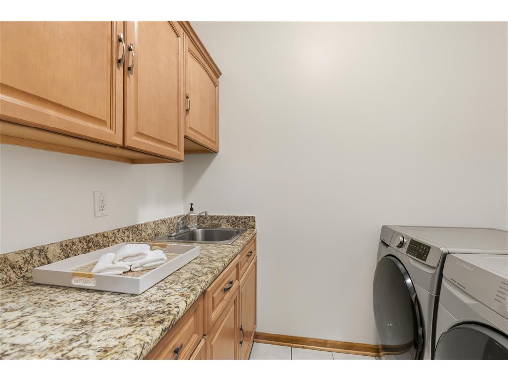 301 Plymouth Road Minnetonka MN 55305 7009503 image35