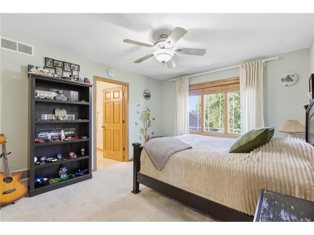 301 Plymouth Road Minnetonka MN 55305 7009503 image49