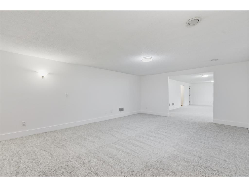 301 Plymouth Road Minnetonka MN 55305 7009503 image72