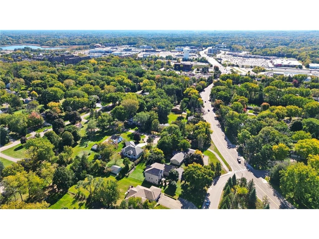 301 Plymouth Road Minnetonka MN 55305 7009503 image88