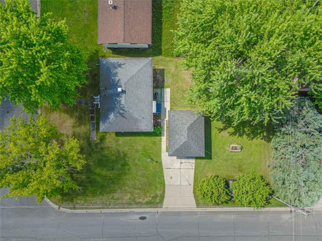 301 S 2nd Street W Aurora MN 55705 7093383 image36