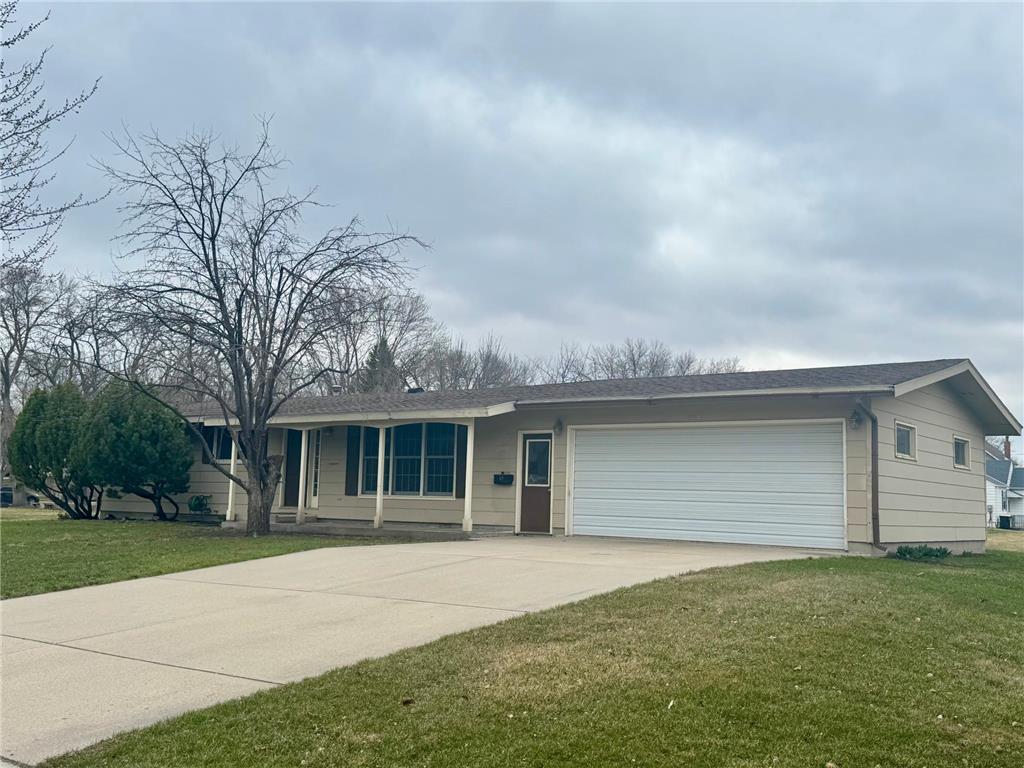301 S 4th Street Olivia MN 56277 7051245 image1