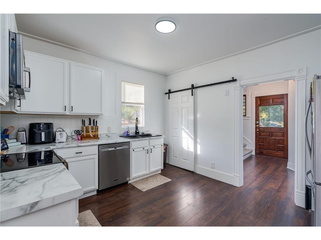 301 S Main Street Janesville MN 56048 7029923 image10