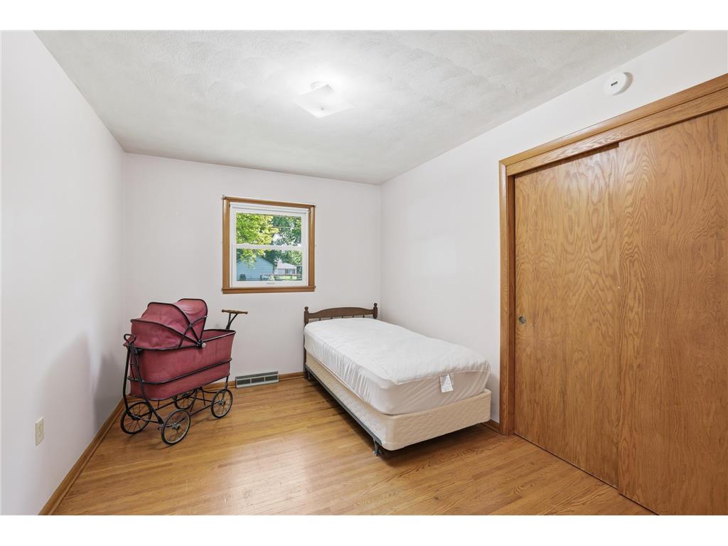 301 S Market Street Belle Plaine MN 56011 7044323 image14