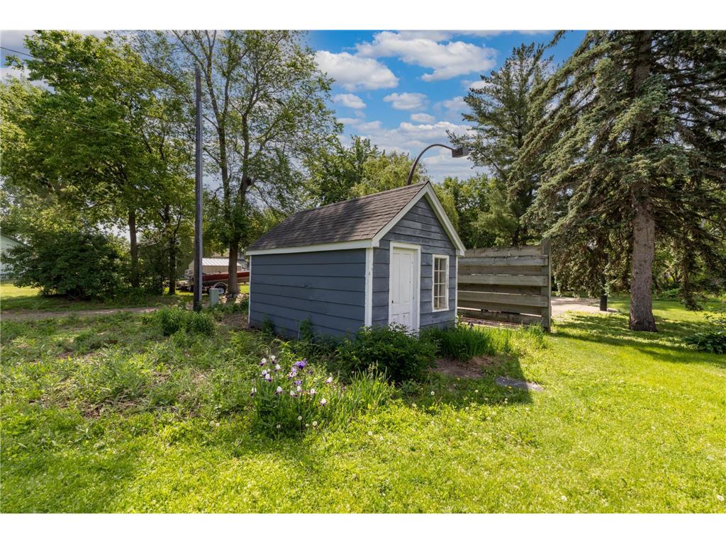 301 S Market Street Belle Plaine MN 56011 7044323 image25