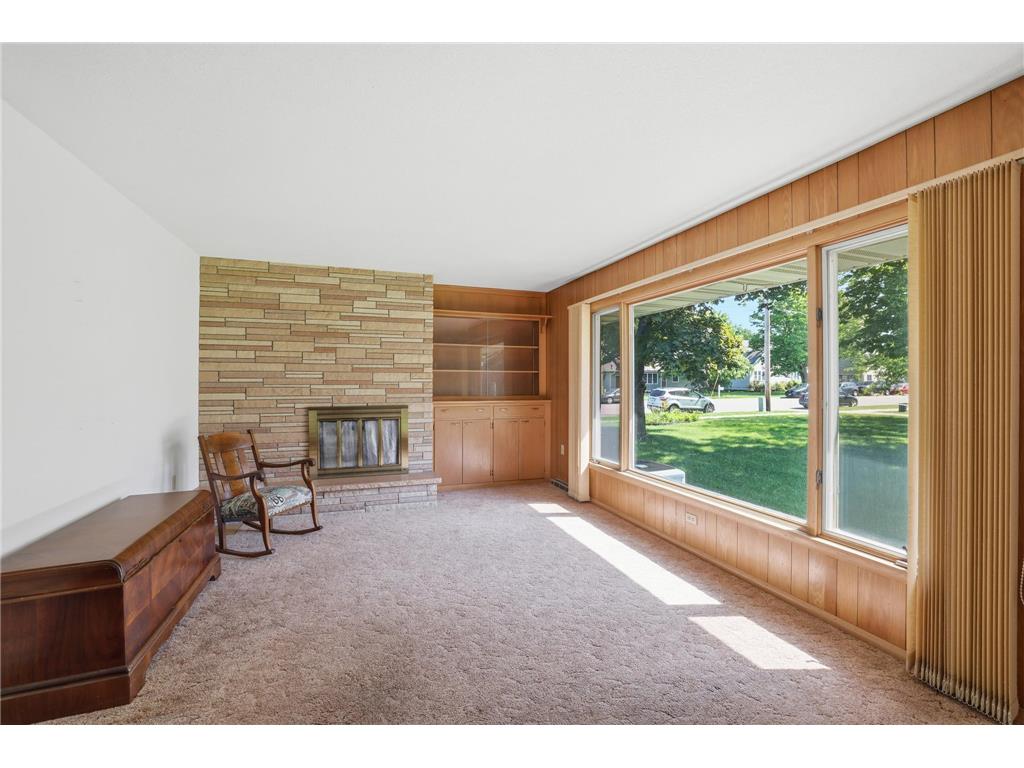 301 S Market Street Belle Plaine MN 56011 7044323 image4