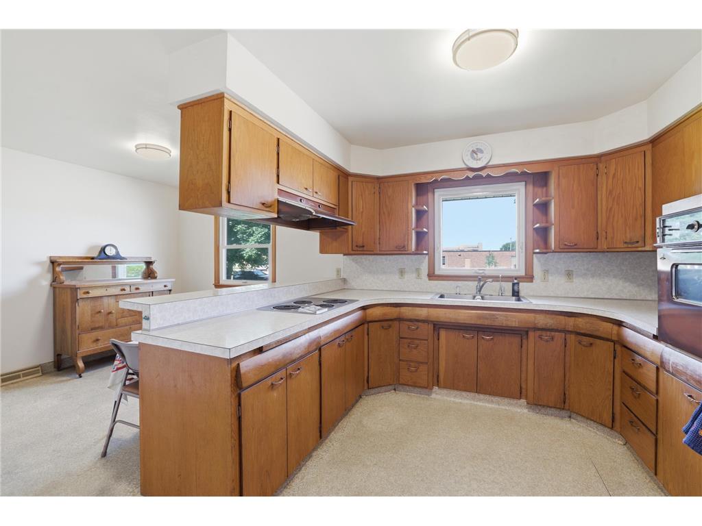 301 S Market Street Belle Plaine MN 56011 7044323 image7