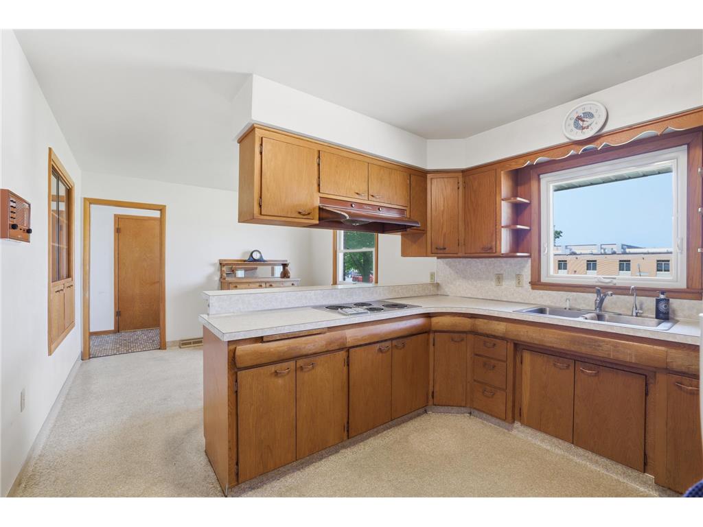 301 S Market Street Belle Plaine MN 56011 7044323 image8