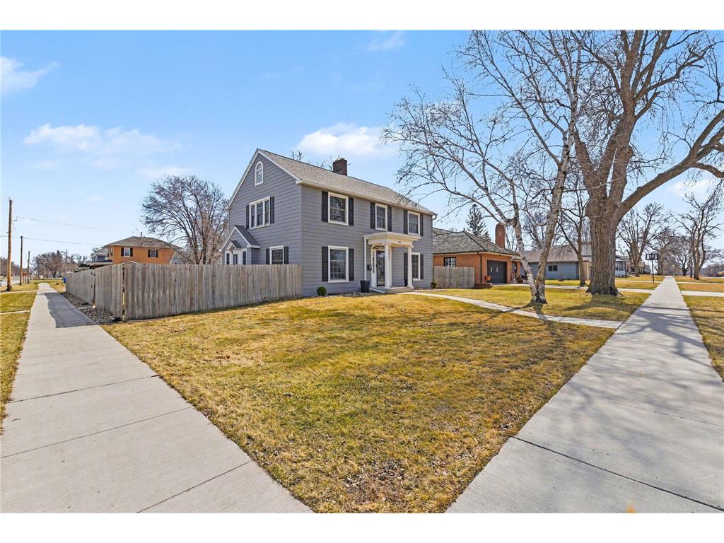 301 SE 3rd Avenue SE Pipestone MN 56164 7045626 image29