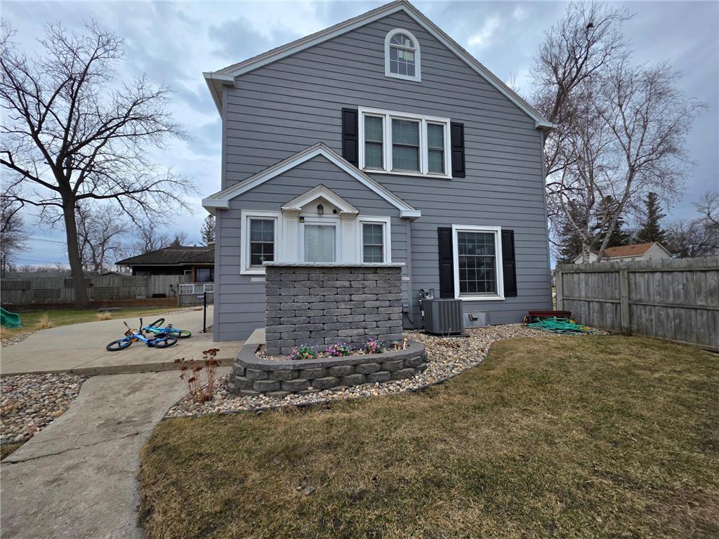 301 SE 3rd Avenue SE Pipestone MN 56164 7045626 image37