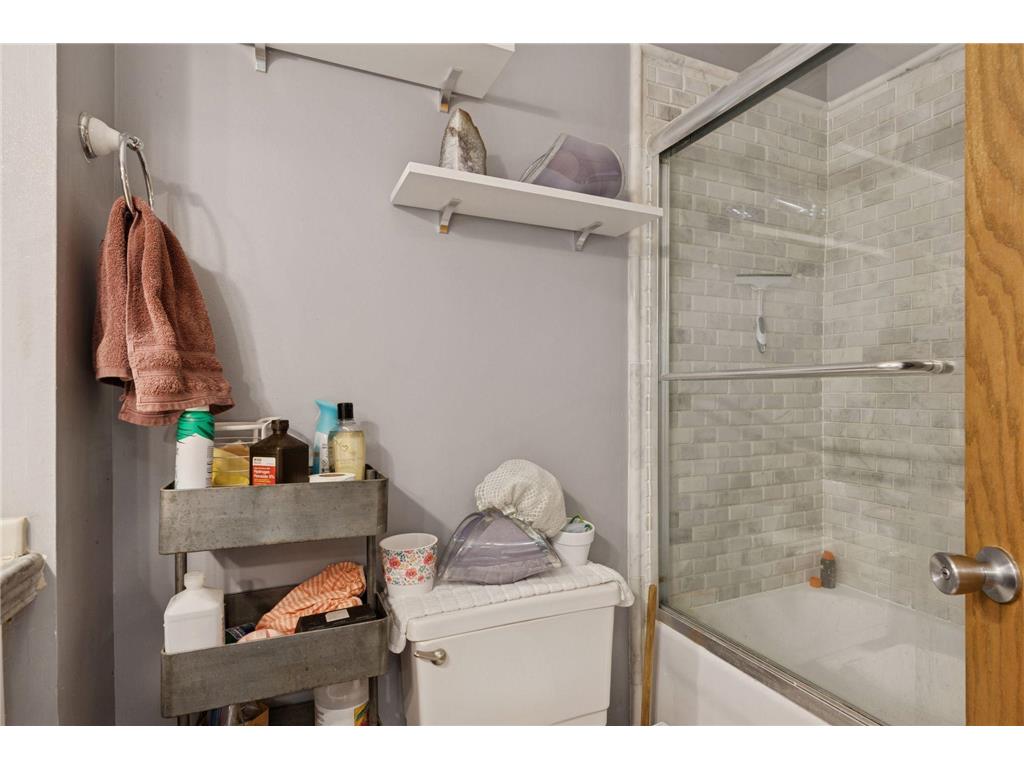 301 Selby Avenue Saint Paul MN 55102 6801008 image17