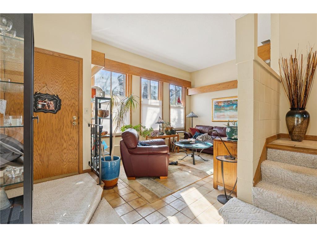 301 Selby Avenue Saint Paul MN 55102 6801008 image3