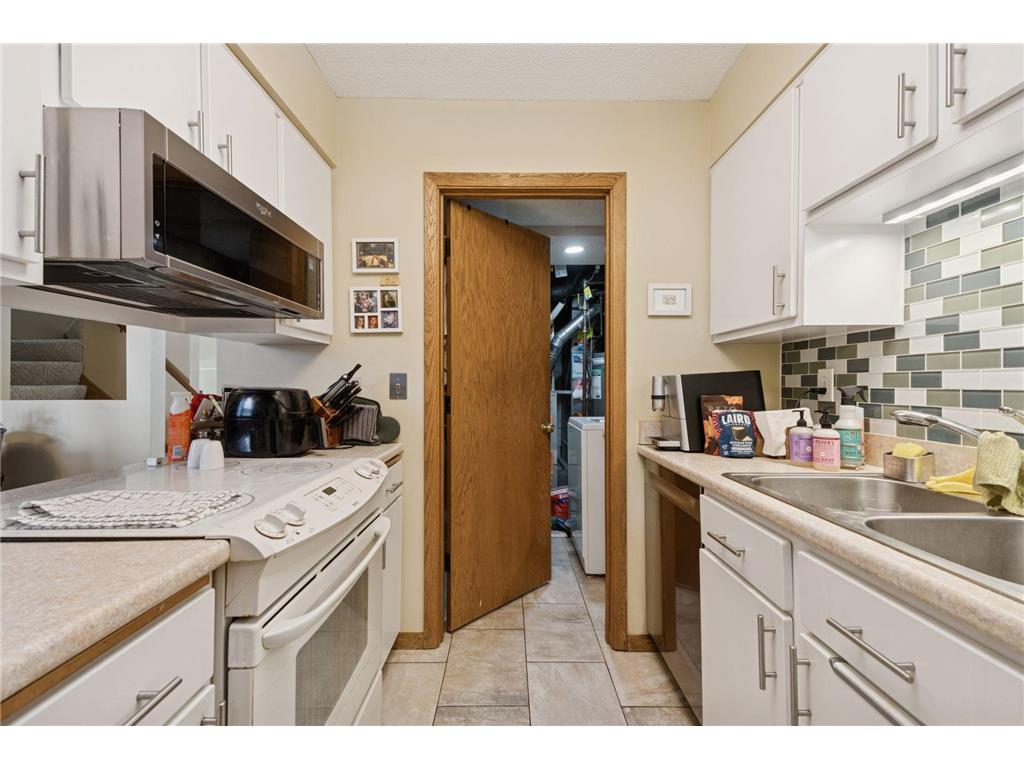 301 Selby Avenue Saint Paul MN 55102 6801008 image8