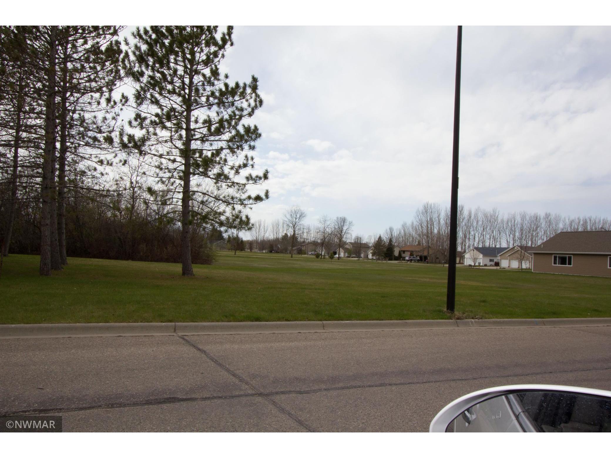 301 Sherwood Avenue N Thief River Falls MN 56701 6138382 image2