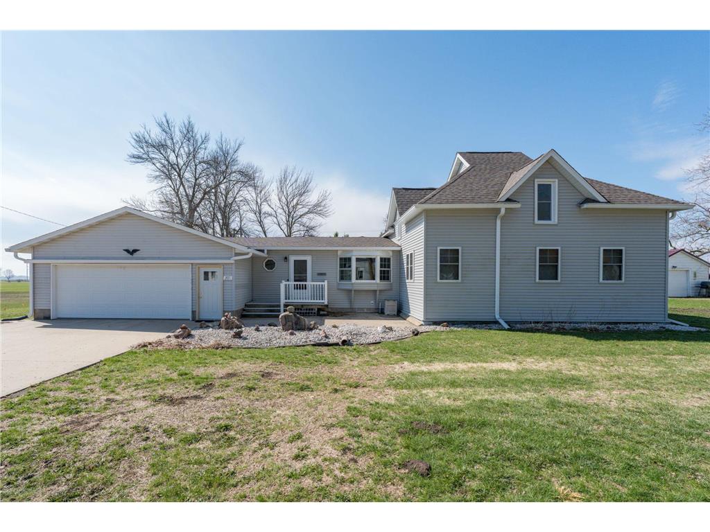 301 South Street W Amboy MN 56010 7064712 image1