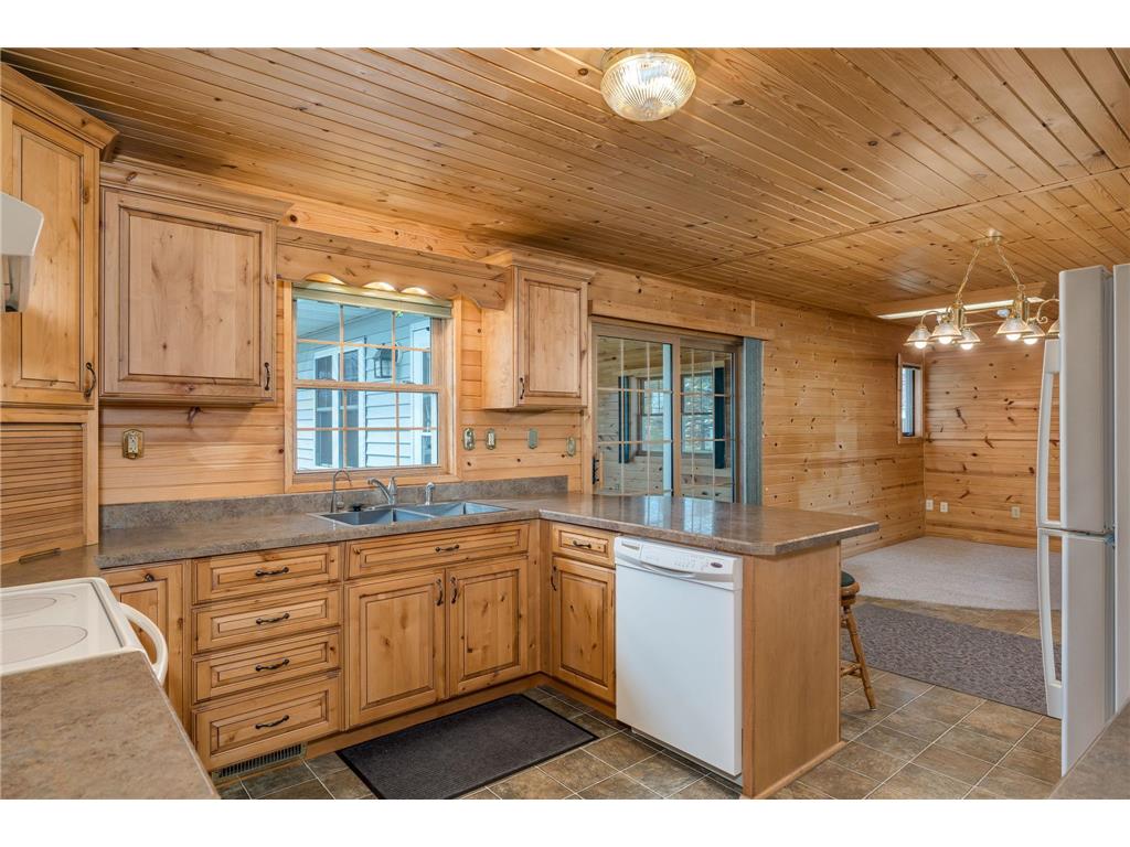 301 South Street W Amboy MN 56010 7064712 image11