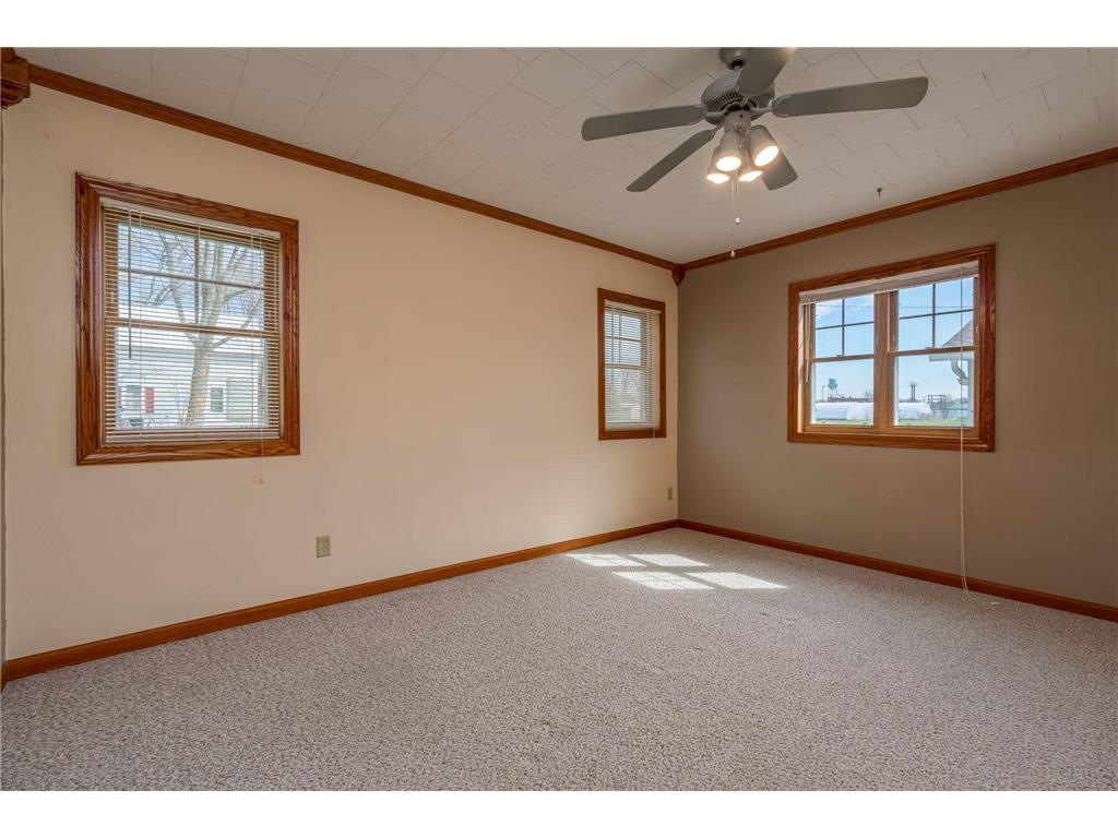 301 South Street W Amboy MN 56010 7064712 image19