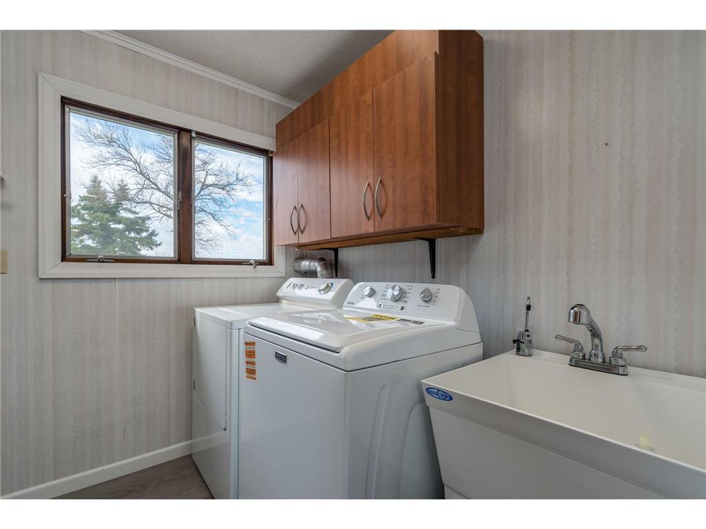 301 South Street W Amboy MN 56010 7064712 image24