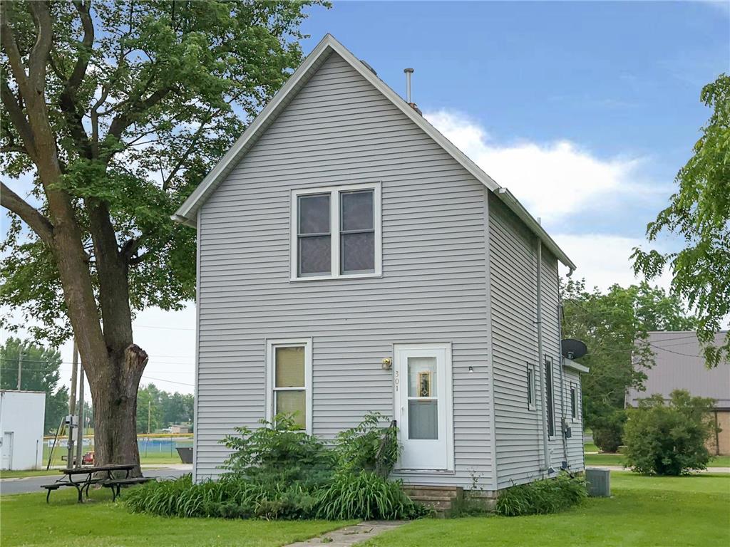 301 South Street West Concord MN 55985 6468598 image1