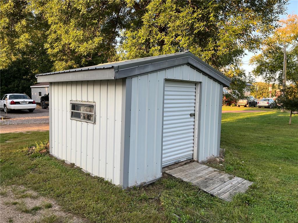 301 Superior Street Milroy MN 56263 6787130 image18