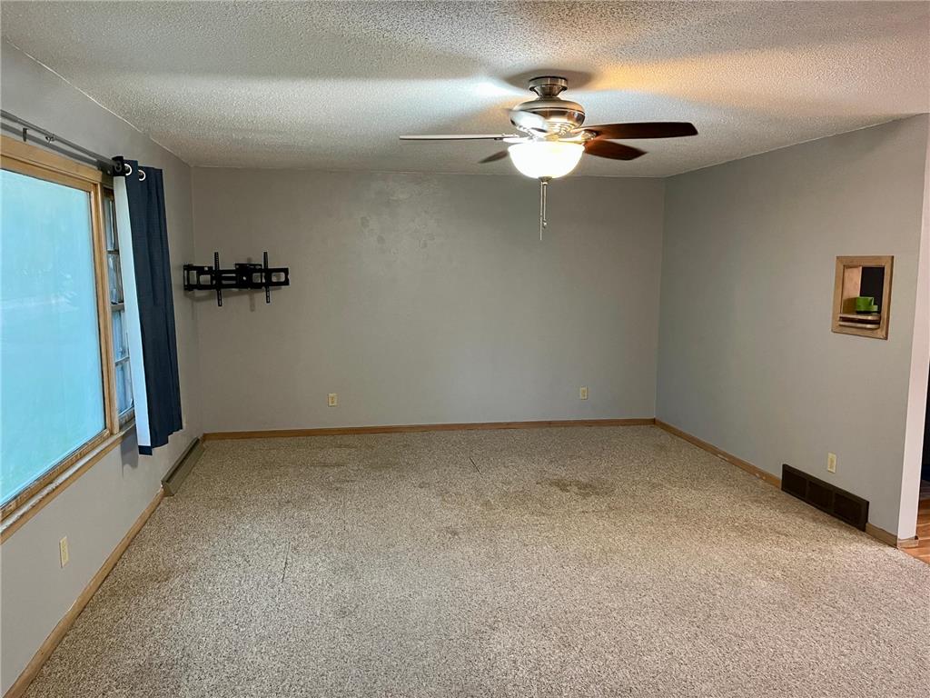 301 Superior Street Milroy MN 56263 6787130 image20