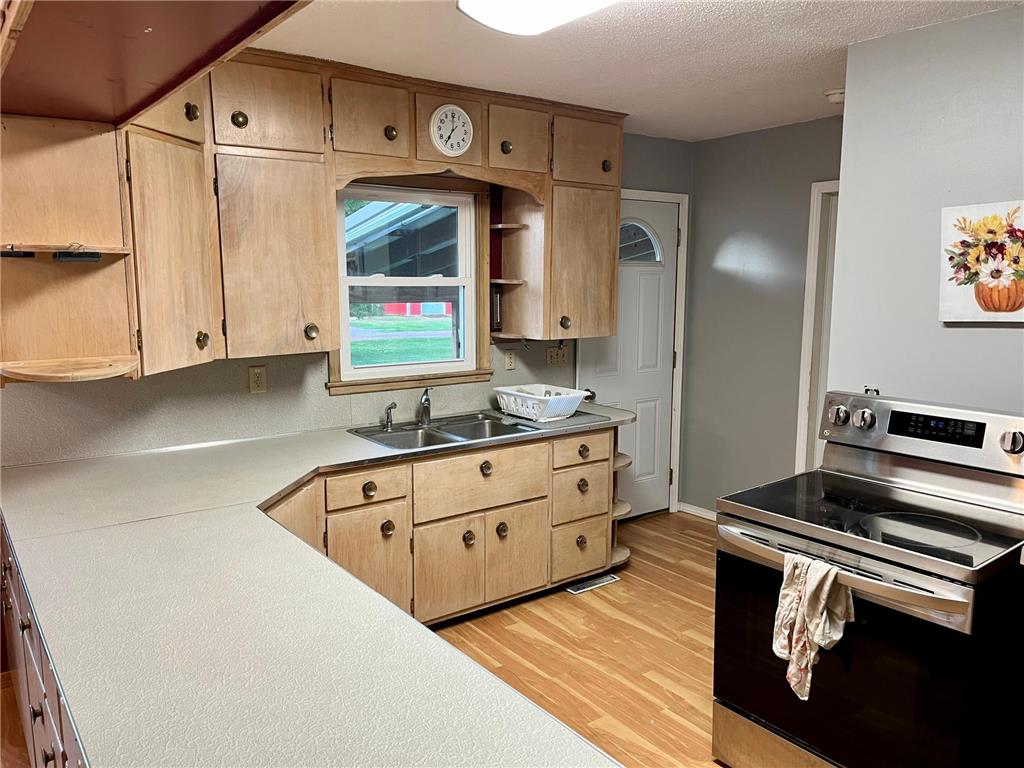 301 Superior Street Milroy MN 56263 6787130 image23