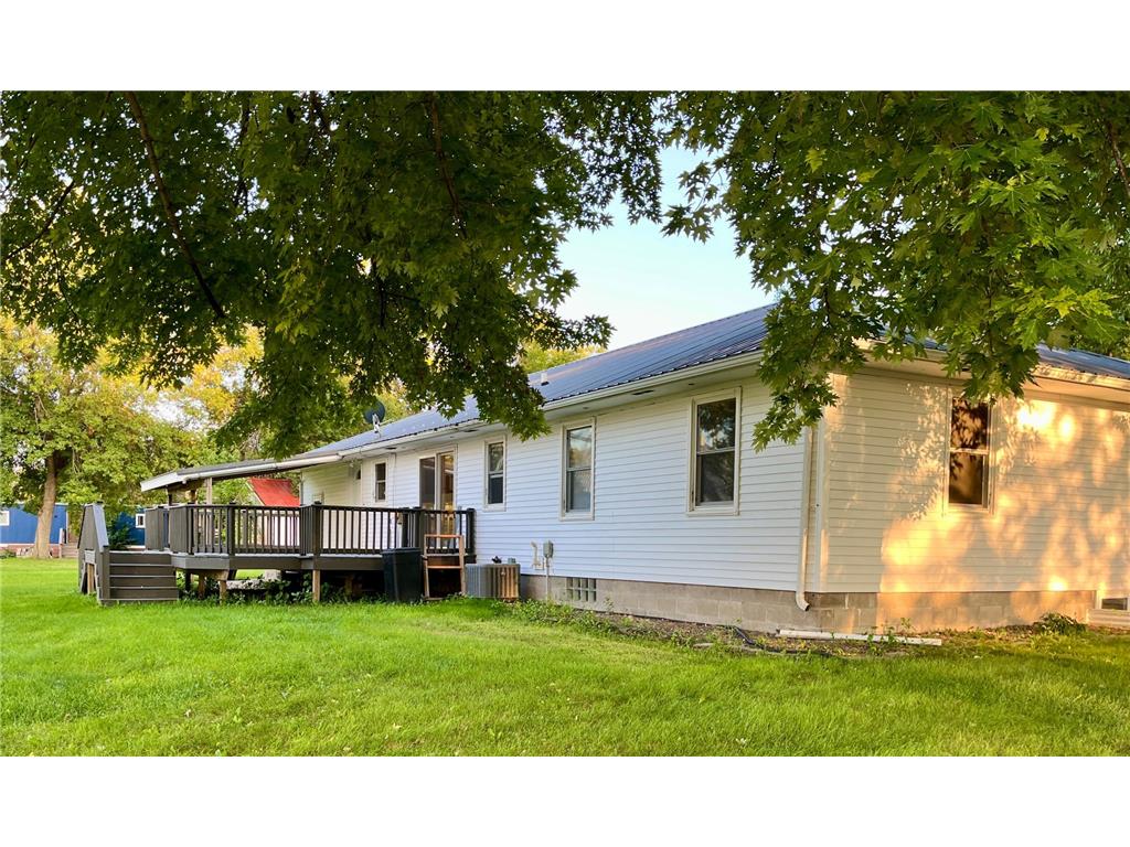 301 Superior Street Milroy MN 56263 6787130 image4