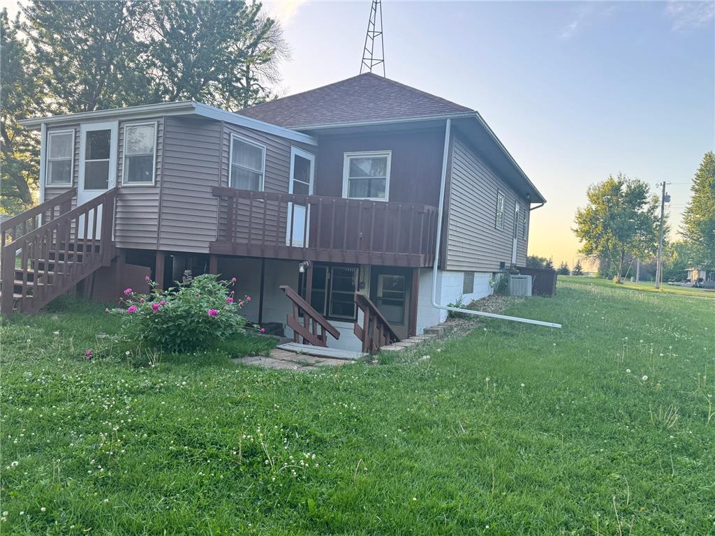 301 W 3rd Street Sherburn MN 56171 7084820 image2