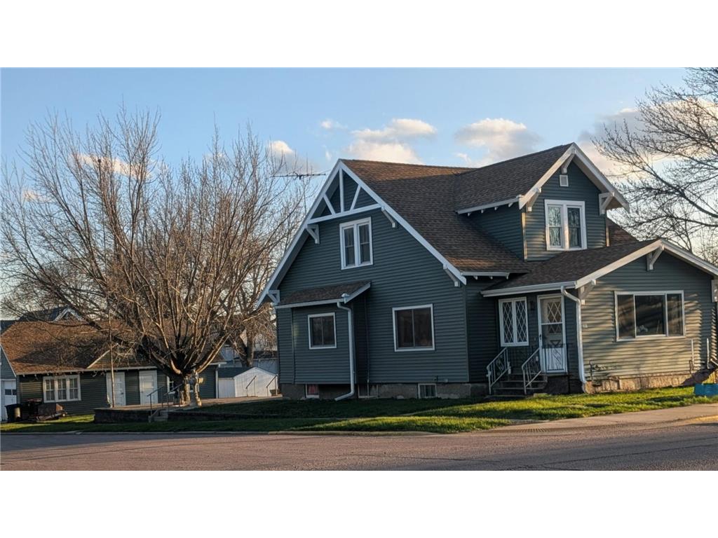 301 W 4th Street Winthrop MN 55396 7057983 image1