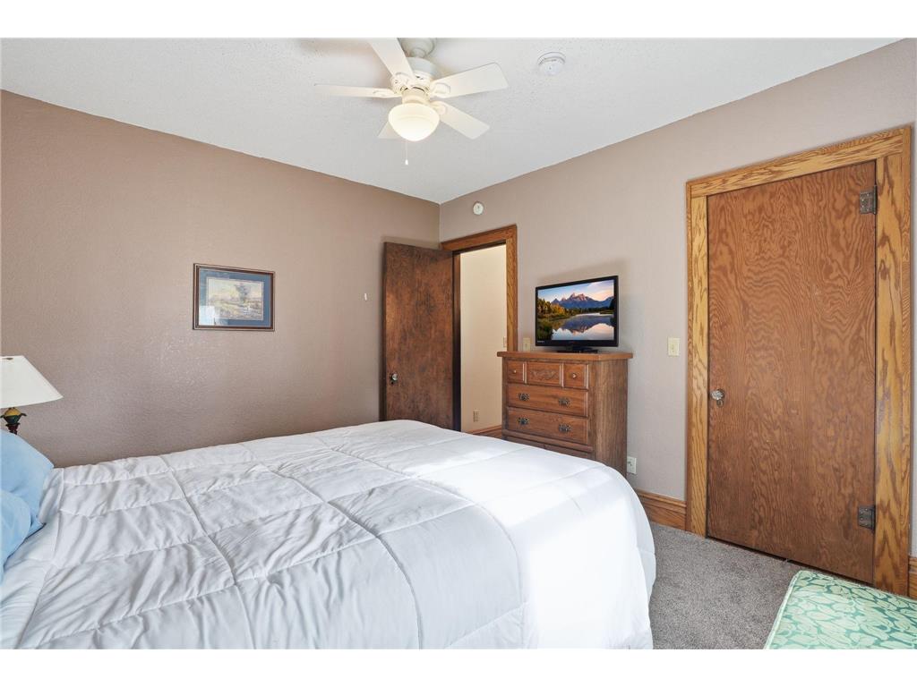 301 W 4th Street Winthrop MN 55396 7057983 image14