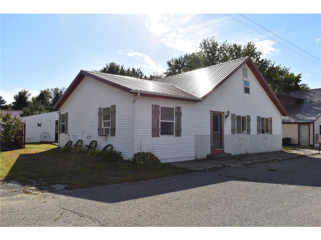 301 W Broadway Elizabeth MN 56533 6796686 image1