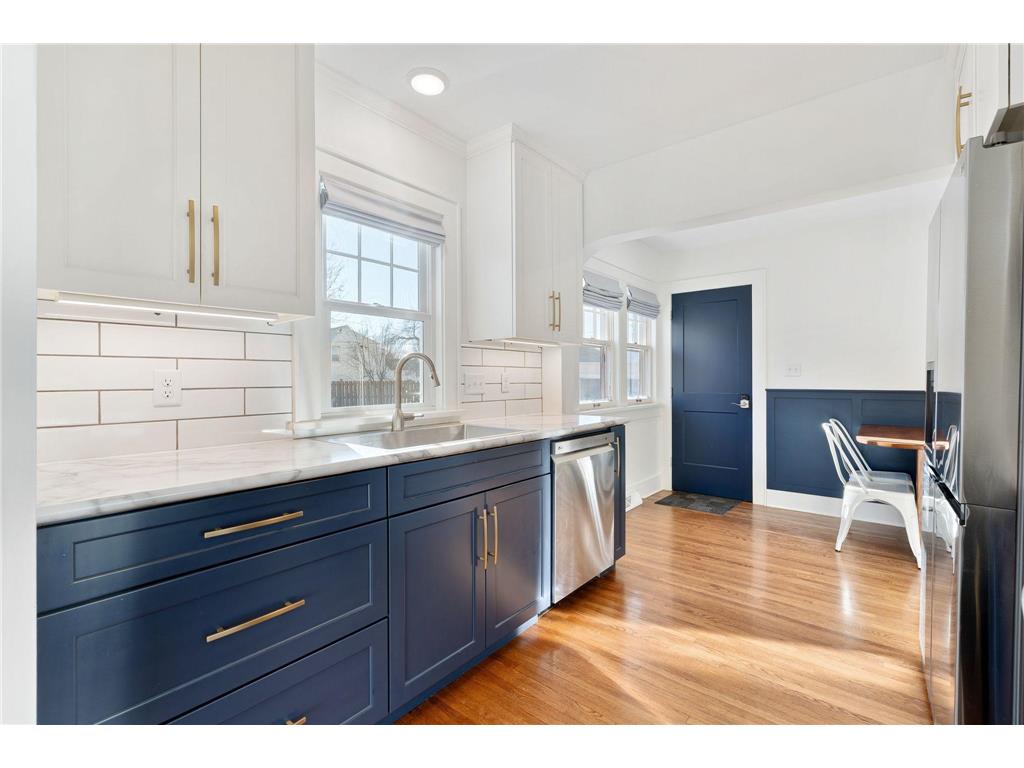 301 W Oakland Avenue #4 Austin MN 55912 7009430 image1