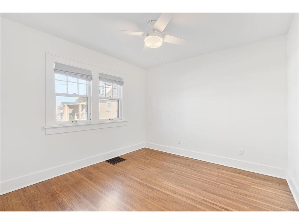 301 W Oakland Avenue #4 Austin MN 55912 7009430 image13