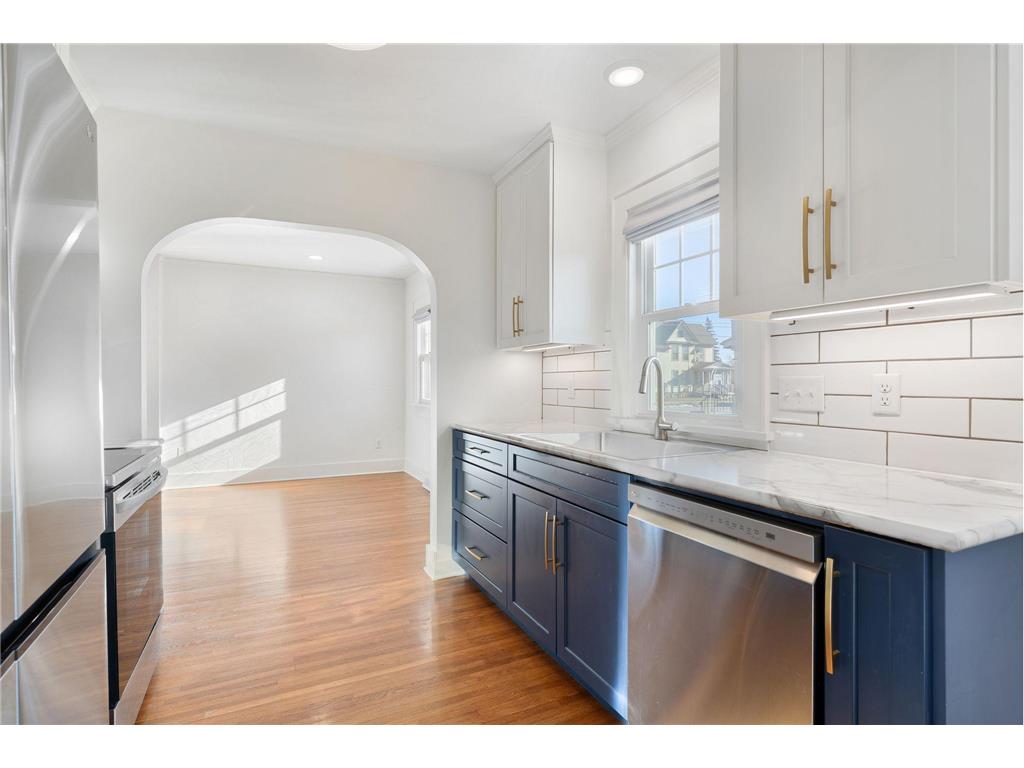 301 W Oakland Avenue #4 Austin MN 55912 7009430 image4