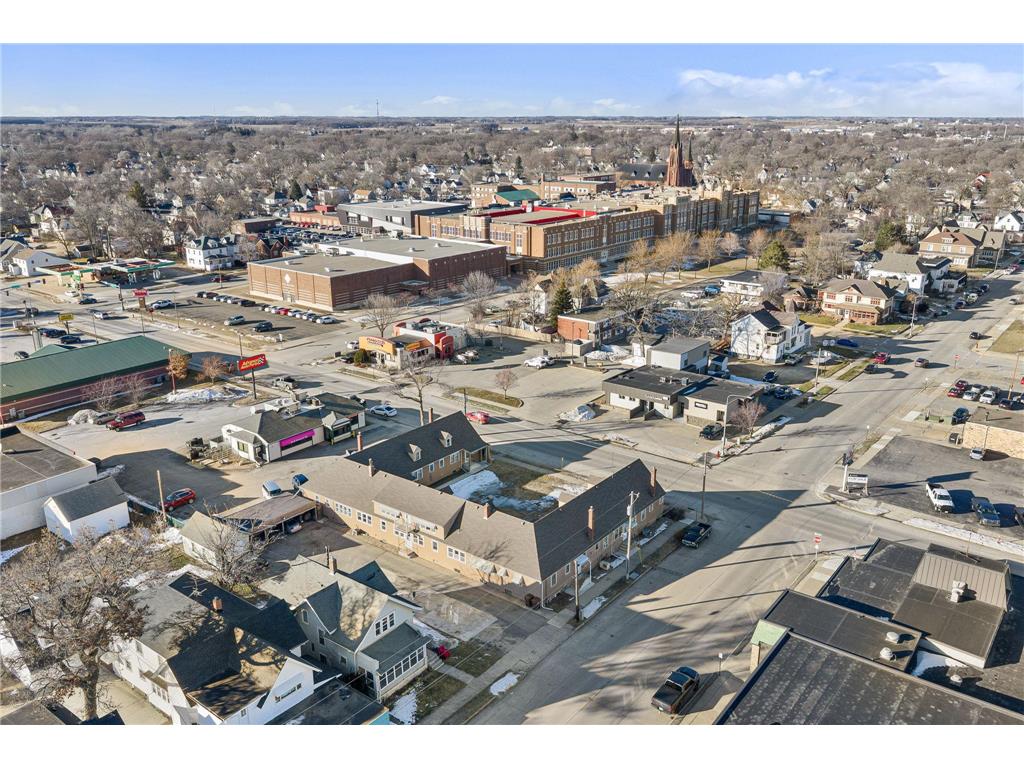 301 W Oakland Avenue #5 Austin MN 55912 7009426 image1