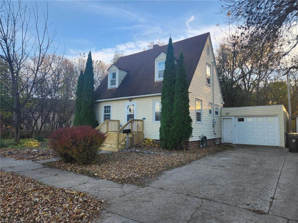 301 W Saratoga Street Marshall MN 56258 6816342 image1