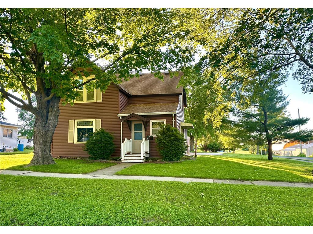 301 Warner Avenue Spring Valley MN 55975 6550709 image1