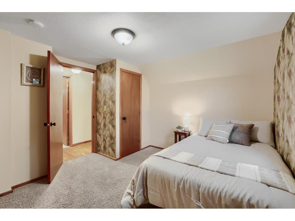 3010 Fairview Avenue N Roseville MN 55113 7039245 image14