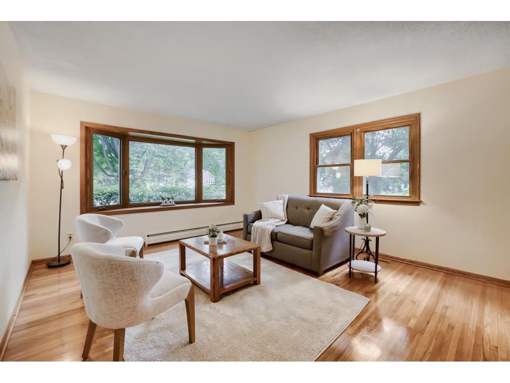 3010 Fairview Avenue N Roseville MN 55113 7039245 image2
