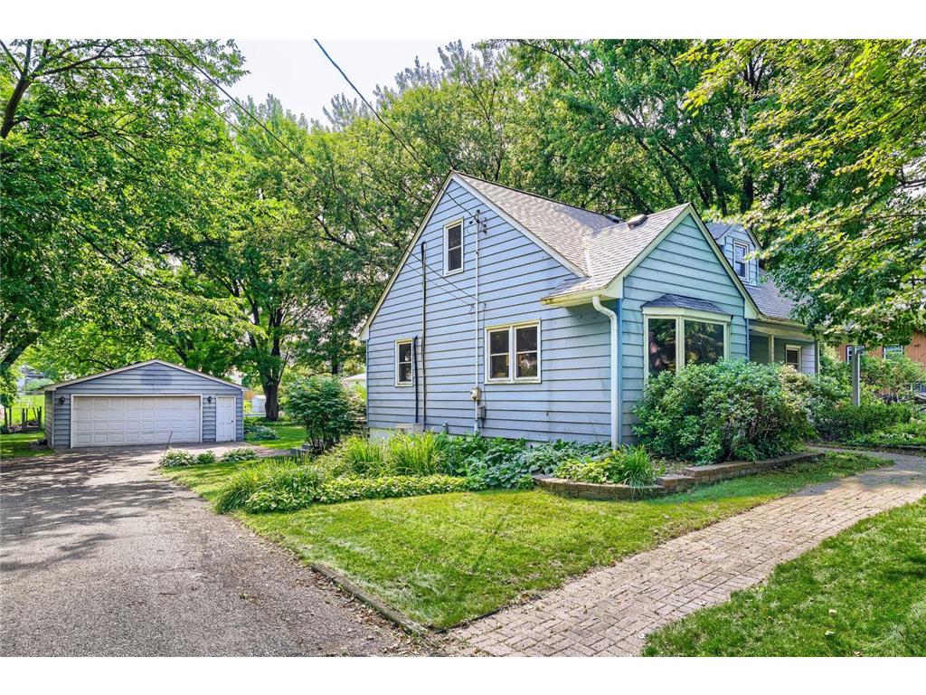 3010 Fairview Avenue N Roseville MN 55113 7039245 image20