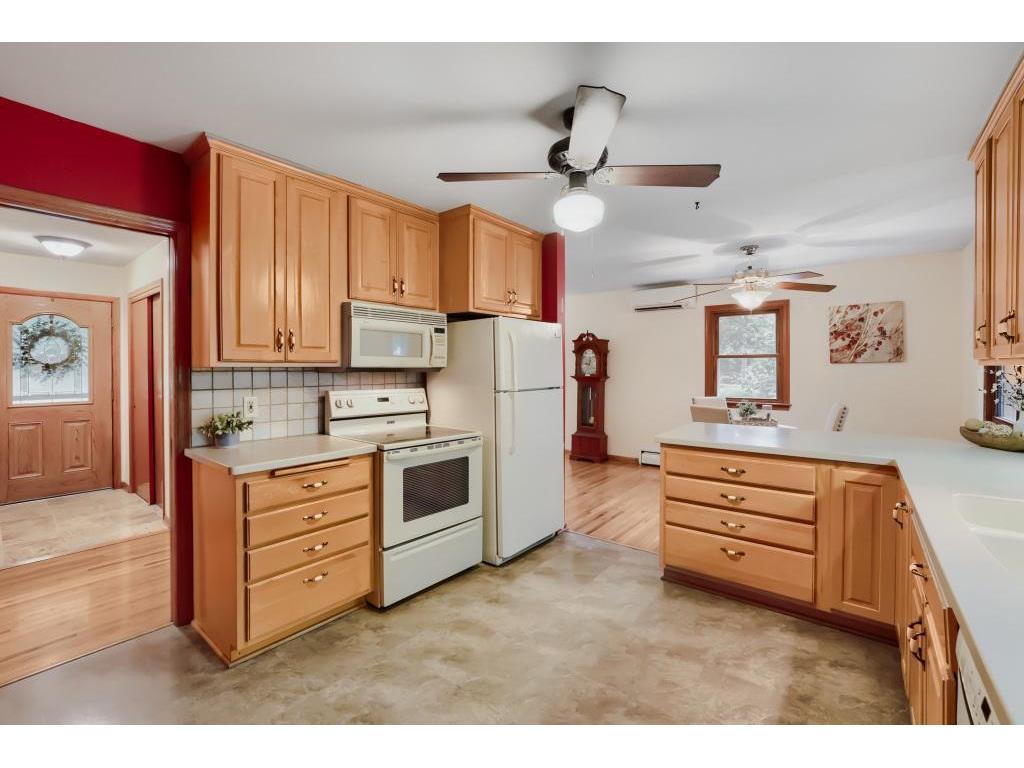 3010 Fairview Avenue N Roseville MN 55113 7039245 image3