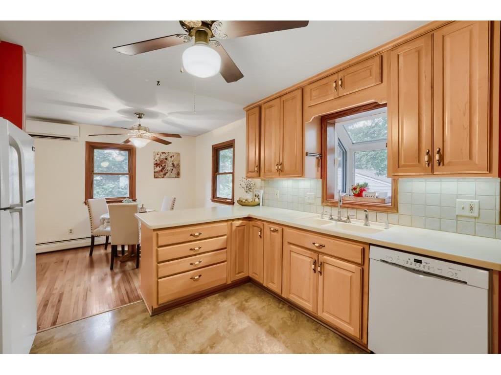 3010 Fairview Avenue N Roseville MN 55113 7039245 image5