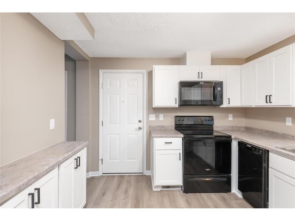 3011 Fremont Avenue N Minneapolis MN 55411 7027863 image13