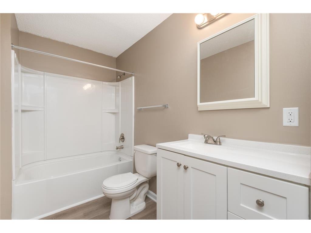 3011 Fremont Avenue N Minneapolis MN 55411 7027863 image14