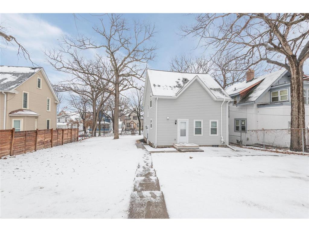 3011 Fremont Avenue N Minneapolis MN 55411 7027863 image21