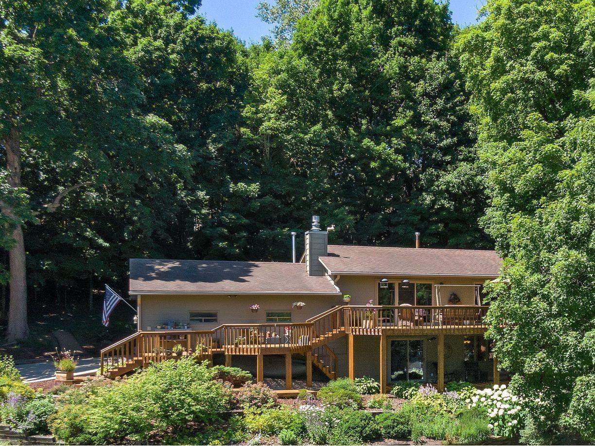 3011 Island View Drive, Mound, MN 55364 MLS 5672219 Edina Realty