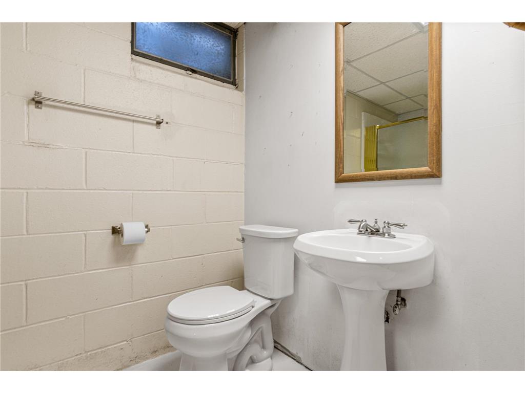 3012 Aquila Avenue N Crystal MN 55427 6822257 image18