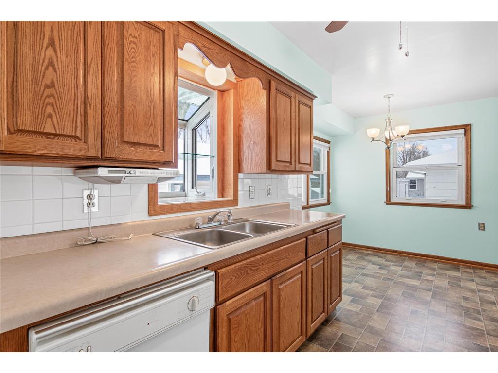 3012 Aquila Avenue N Crystal MN 55427 6822257 image8