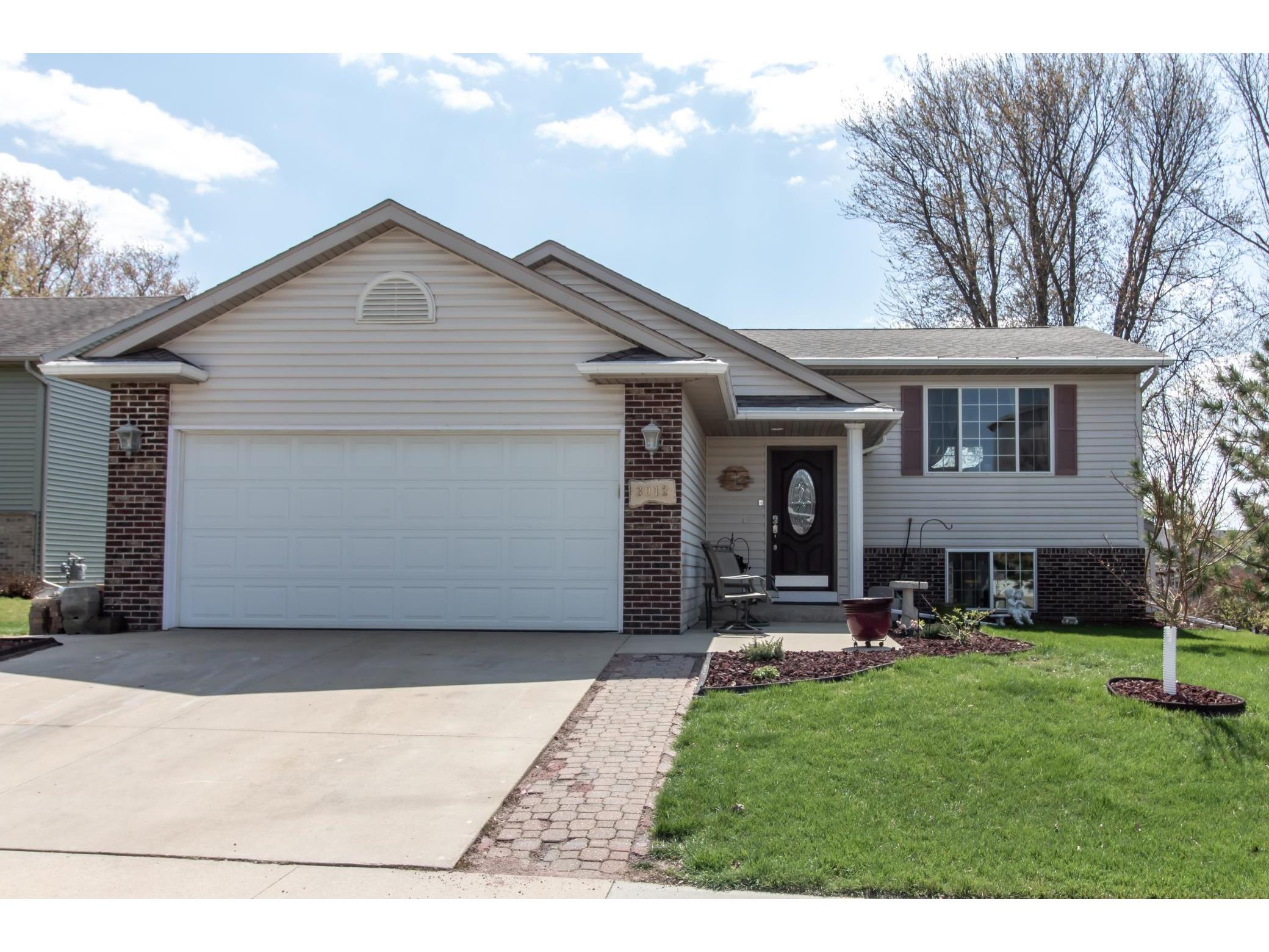 3012 Bandel Drive NW, Rochester, MN 55901 MLS 5745739 Edina Realty